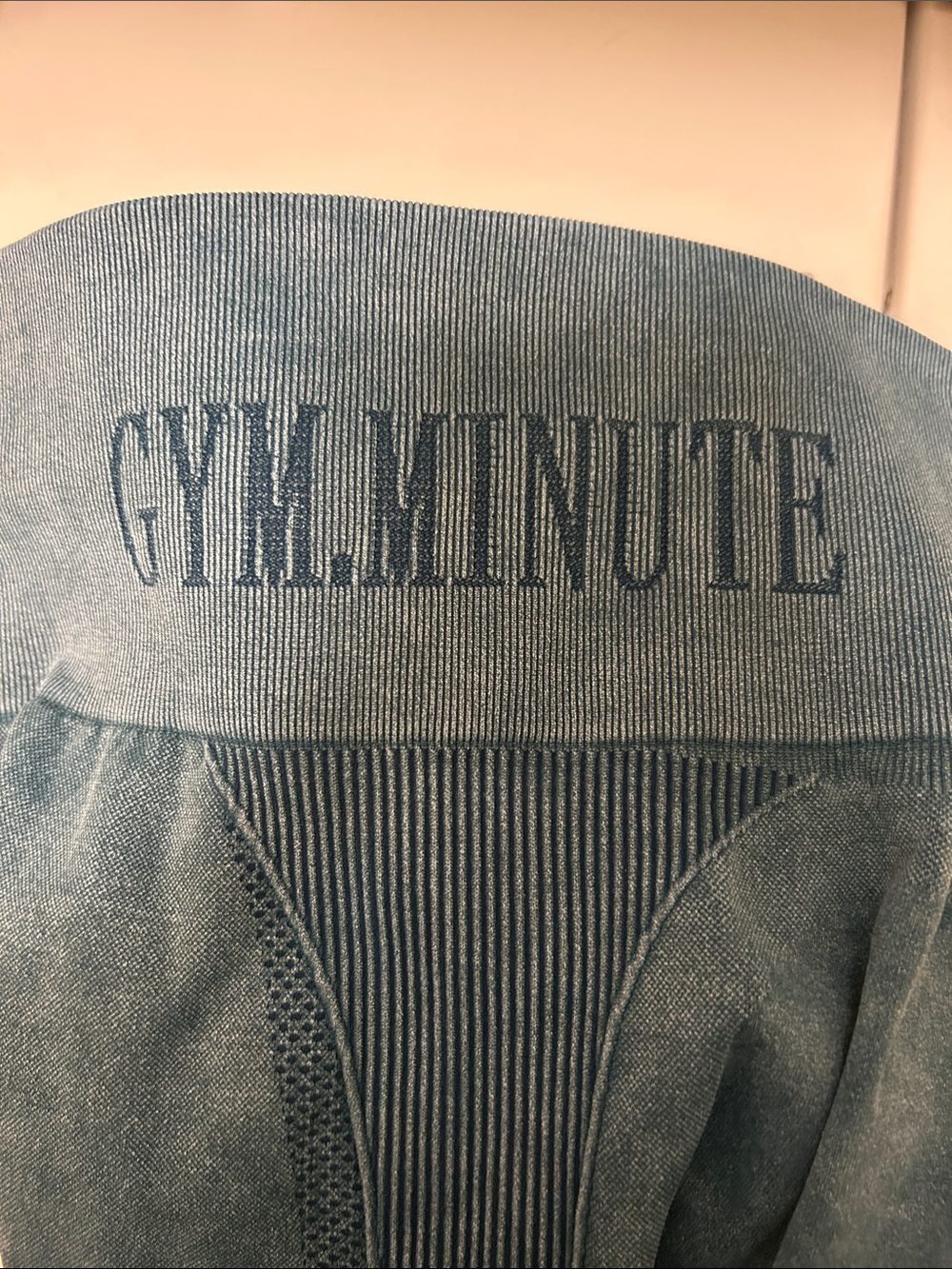 Woman’s Active Leggings - Picture 3 of 4